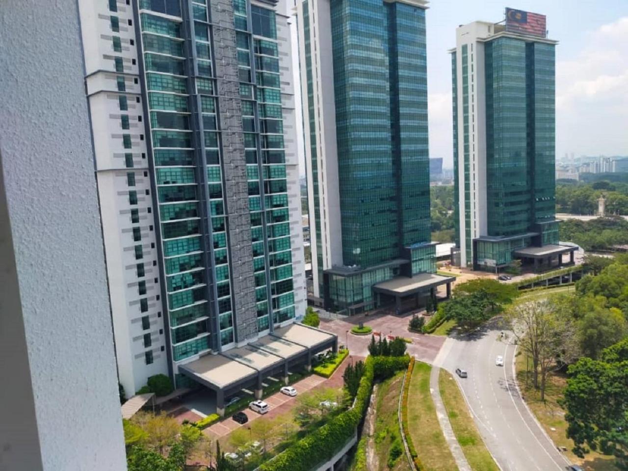 Shaftesbury Residences Cyberjaya Studio Suites Free Parking Exterior foto